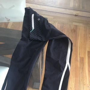 Lulu cropped leggings